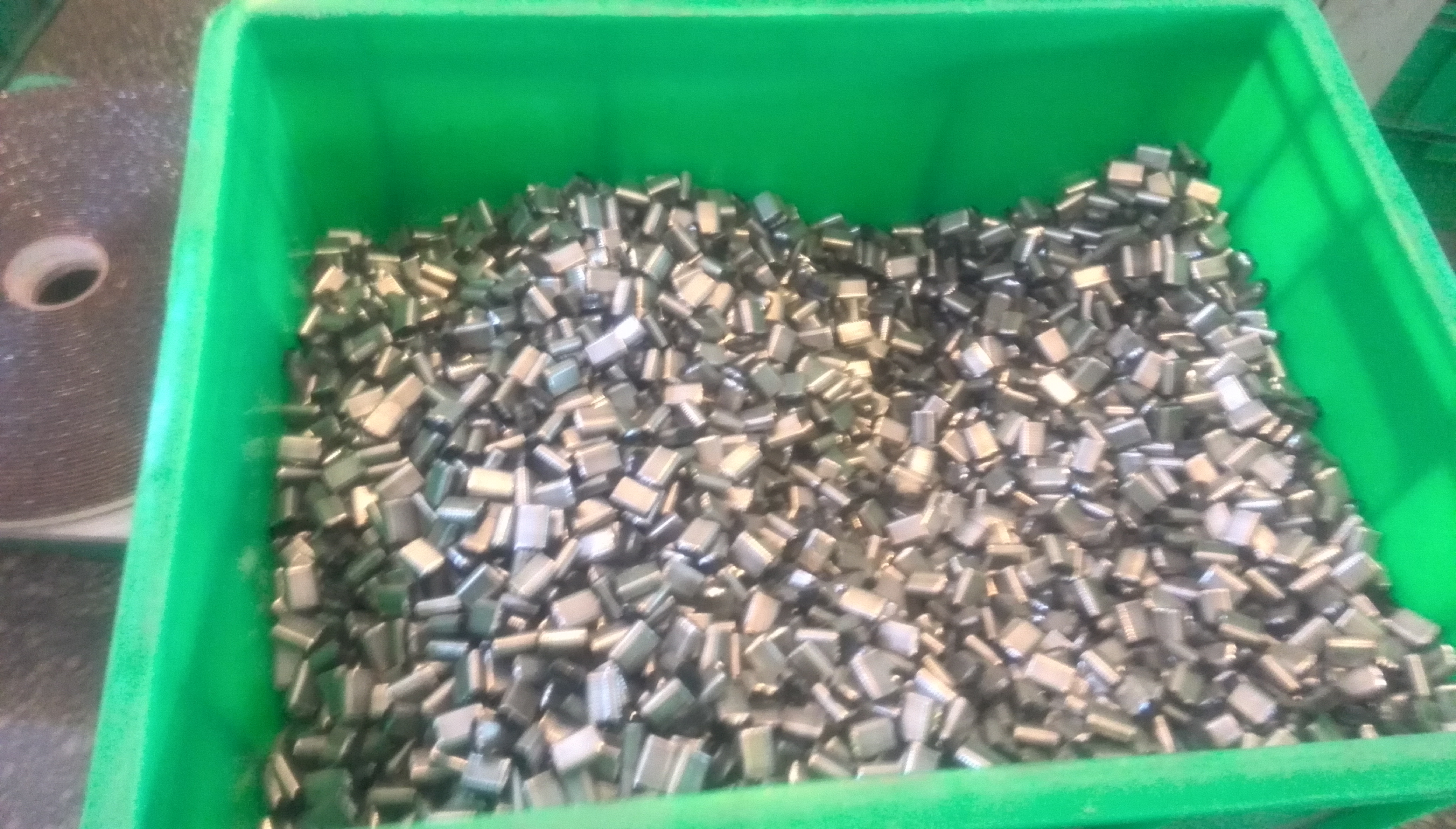 电容器制作那家好-车间生产设备 电容器制作那家好-车间生产设备